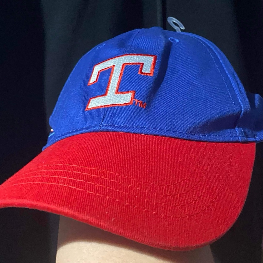 Texas Rangers MLB Jr Rangers Club Hat Cap Adjst One Size Vtg T Logo Hook & Loop